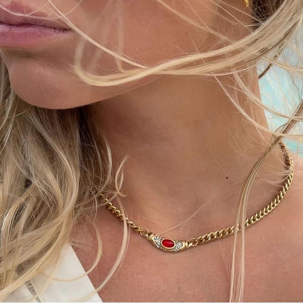 Ruby necklace D115